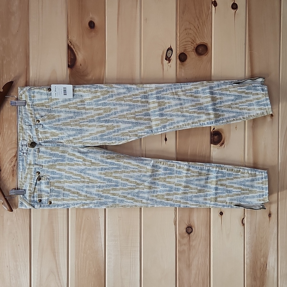 NWT Free People Ivory Ikat Low Rise Zipper Ankles Size 28